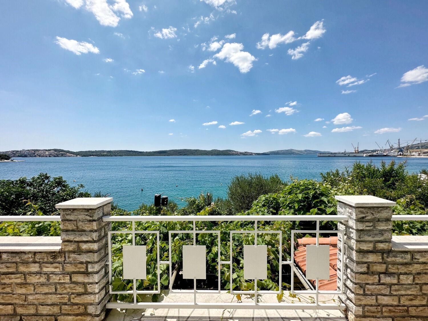 Apartments Mihaela Trogir Extérieur photo